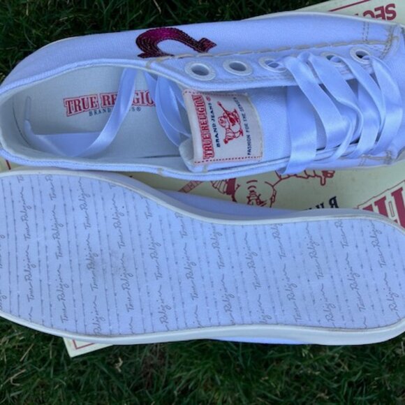 True Religion low canvas sneaker white with sequins, size 9.5 - Picture 2 of 3